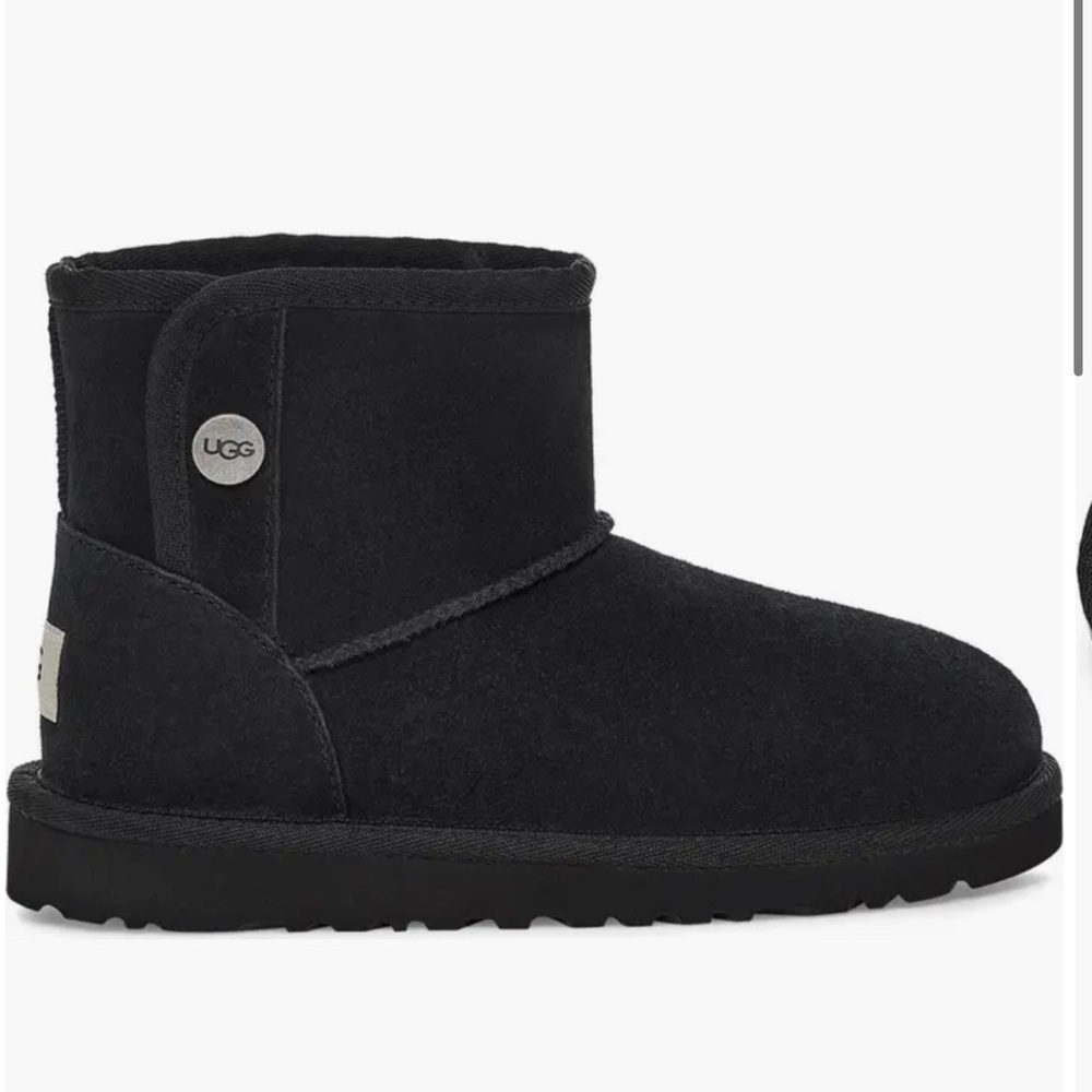 - Black Uggs